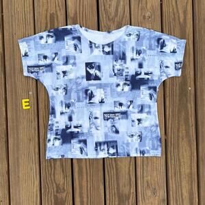 Cyber Grunge: Edgy Graphic Tee ✿